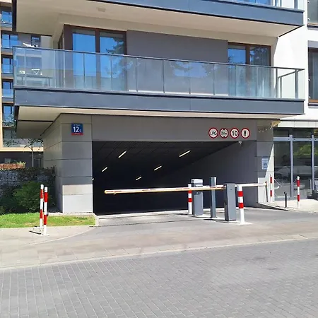 Cozy Airport & Parking Appartamento Varsavia